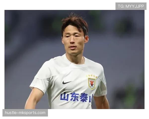 孙准浩这日常和球场两张脸能有多反差啊，简直像换了个人似的！